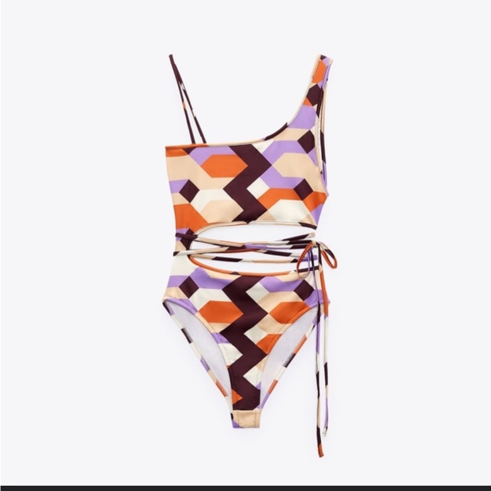 NWOT ! ZARA Geometric Print swimsuit